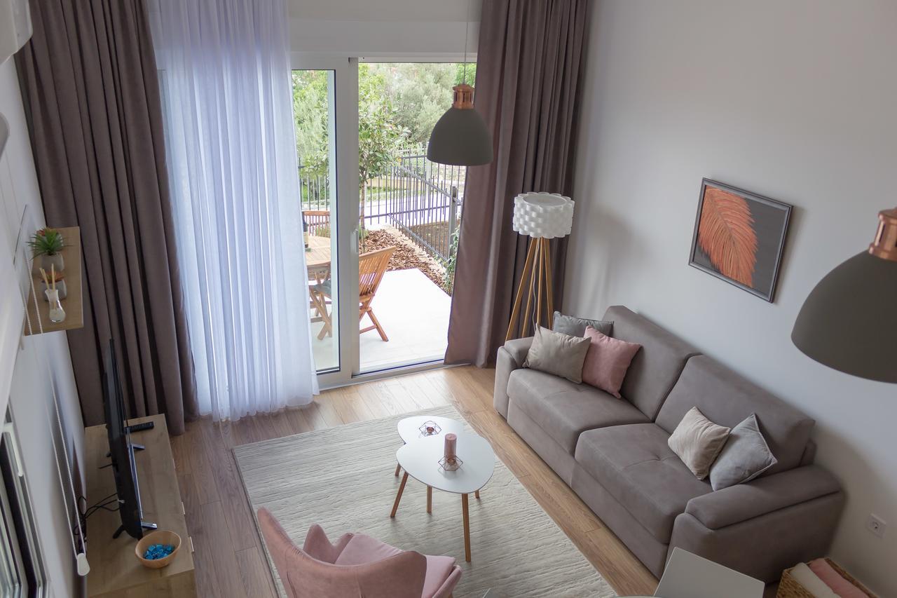 Apartment Soleada Vida Herceg Novi Esterno foto