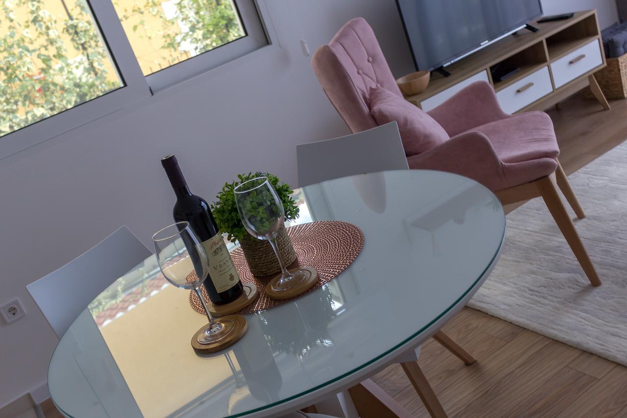 Apartment Soleada Vida Herceg Novi Esterno foto